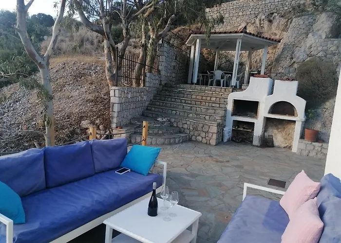 Mamma Mia On The * Pefkali